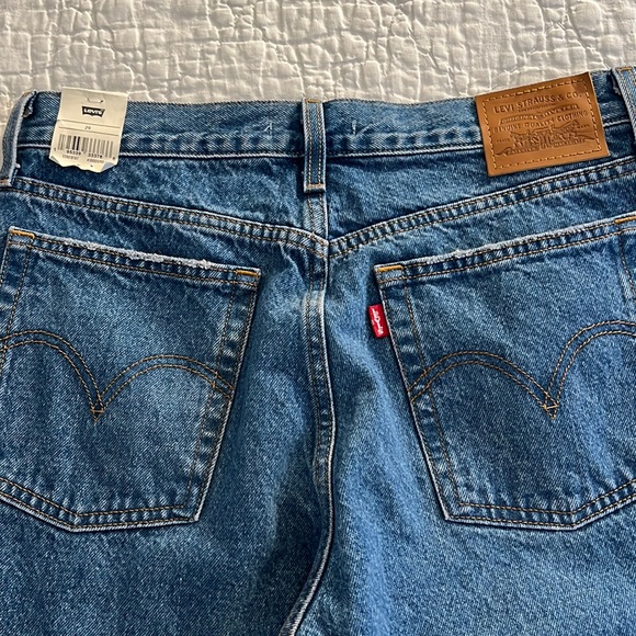 NWT Levi’s Wedgie Icon Jeans in Athen’s Asleep - Picture 8 of 10